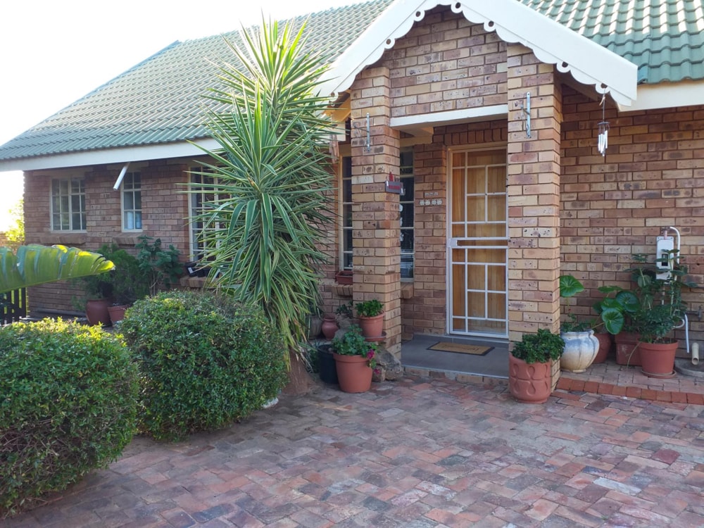 Townhouse let in Langenhovenpark - 1BX1698403 Townhouse let in Langenhovenpark - 1BX1698403