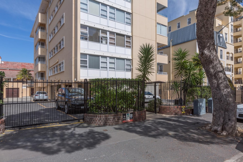 Apartment to rent in Sea Point - ASL1726775