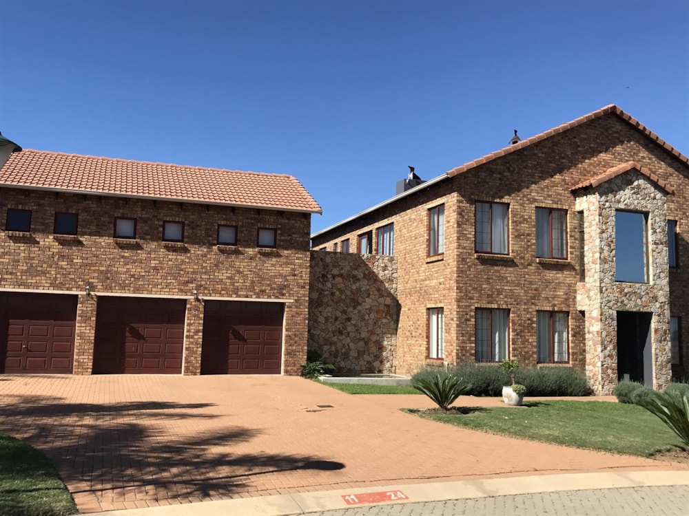 Security estate home to rent in Aquavista Mountain Estate - PNL1678907 Security estate home to rent in Aquavista Mountain Estate - PNL1678907