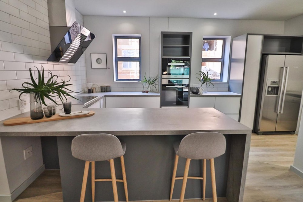 Apartment for sale in Waterkloof, Pretoria East - PT1728346