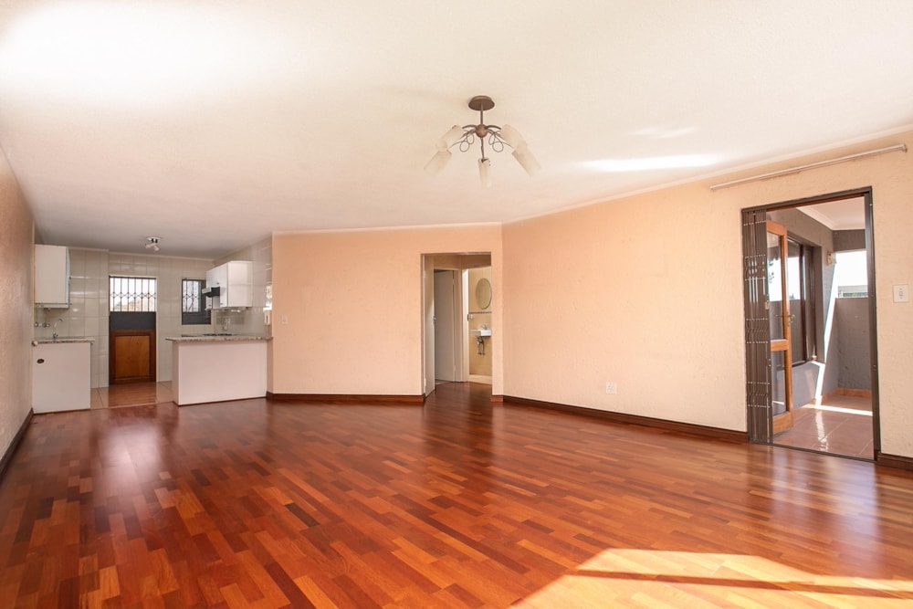 Apartment for sale in Craighall Park - HP1749782 Apartment for sale in Craighall Park - HP1749782