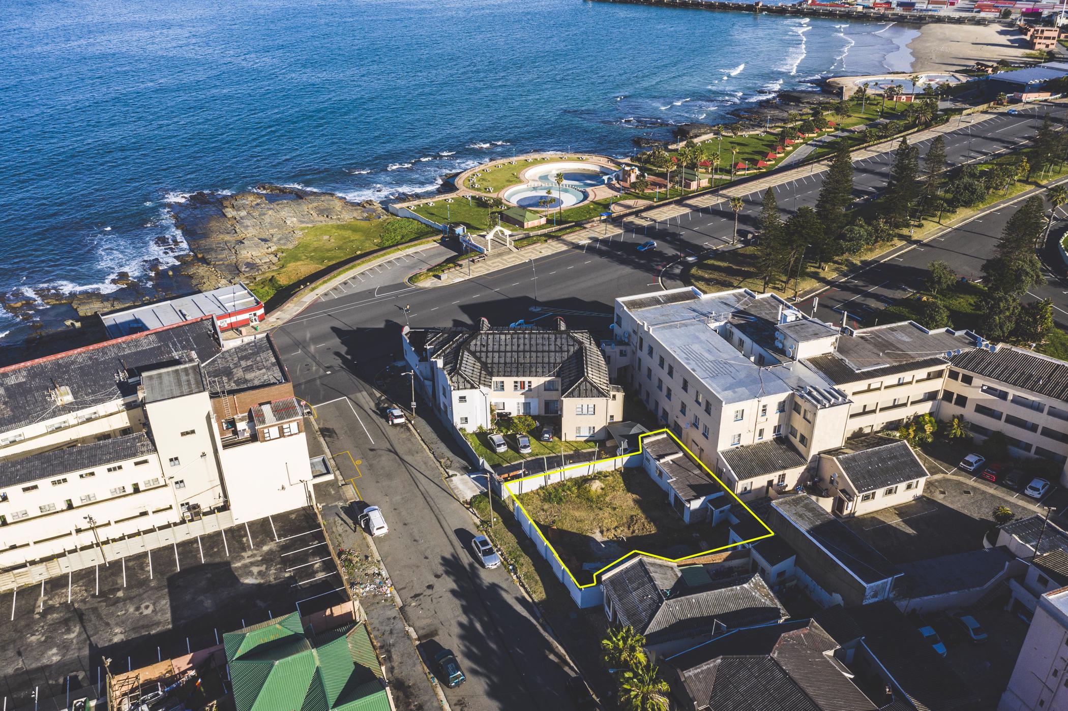 Commercial vacant land for sale in Quigney - 1EZ1680768