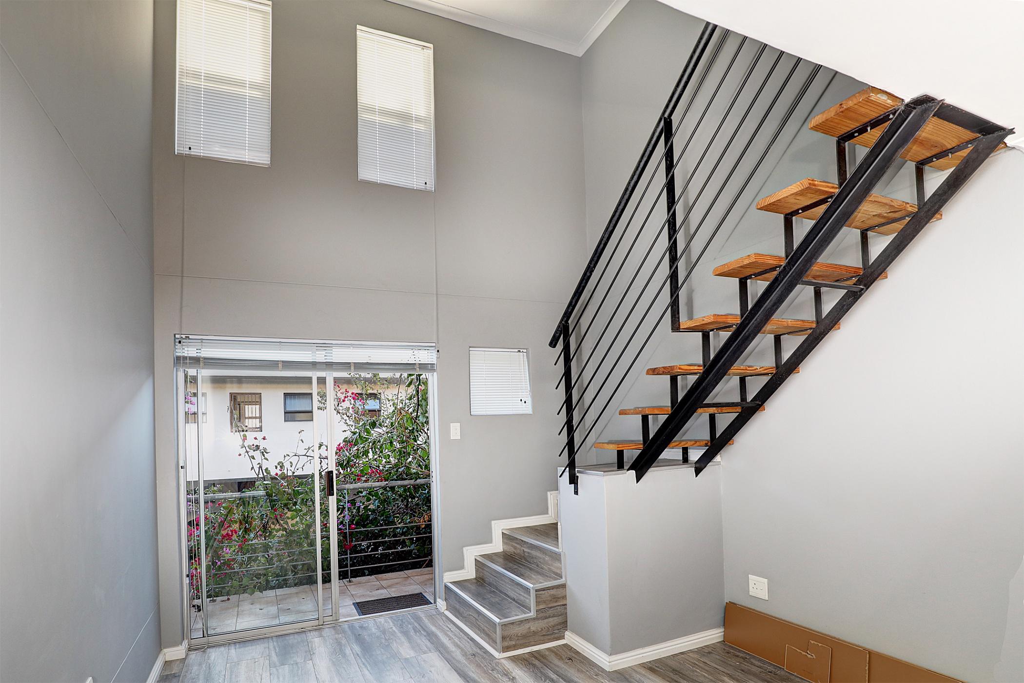 Apartment to rent in Durbanville Central - NSL1752959