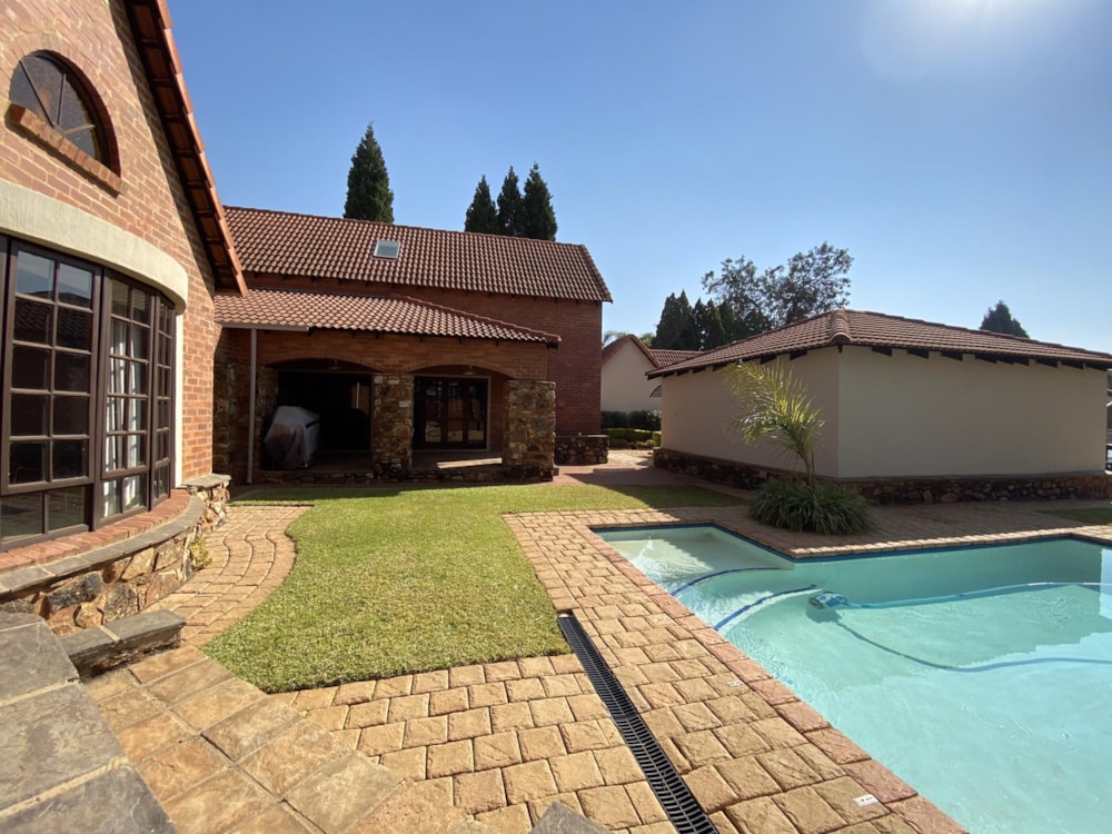 House let in Silver Lakes Golf Estate - PT1698581 House let in Silver Lakes Golf Estate - PT1698581