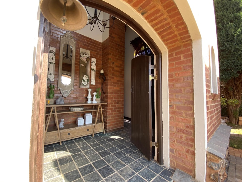 House let in Silver Lakes Golf Estate - PT1698581 House let in Silver Lakes Golf Estate - PT1698581