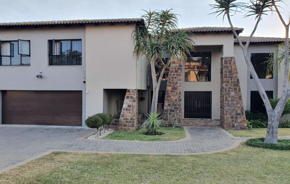 House for sale in Stonehenge - 1NS1685042 House for sale in Stonehenge - 1NS1685042