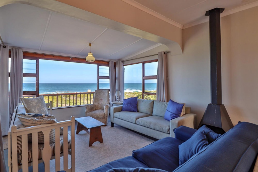 House for sale in Kleinmond - KN1716772 House for sale in Kleinmond - KN1716772