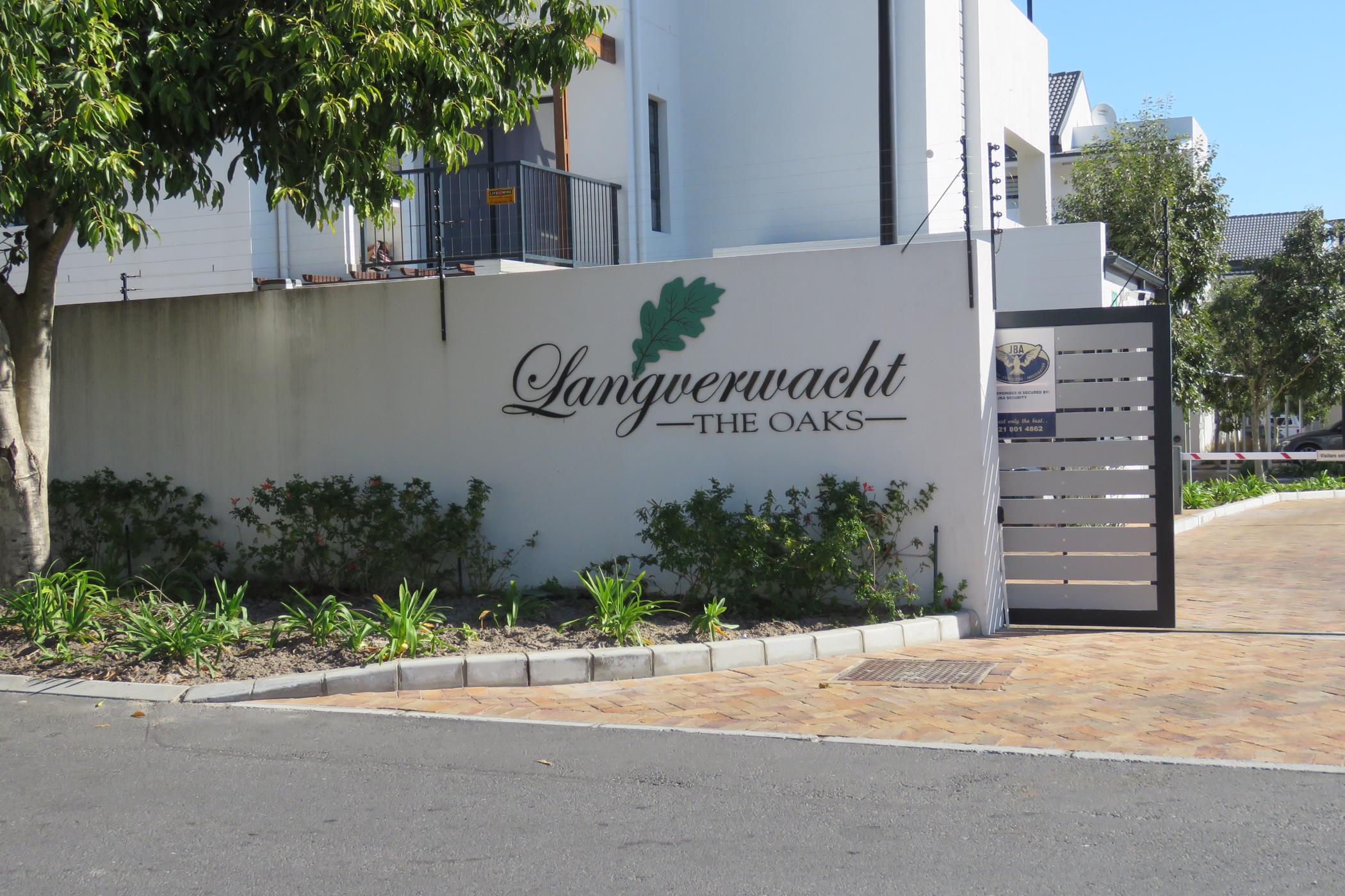 Apartment sold in Silver Oaks - 1KV1695775