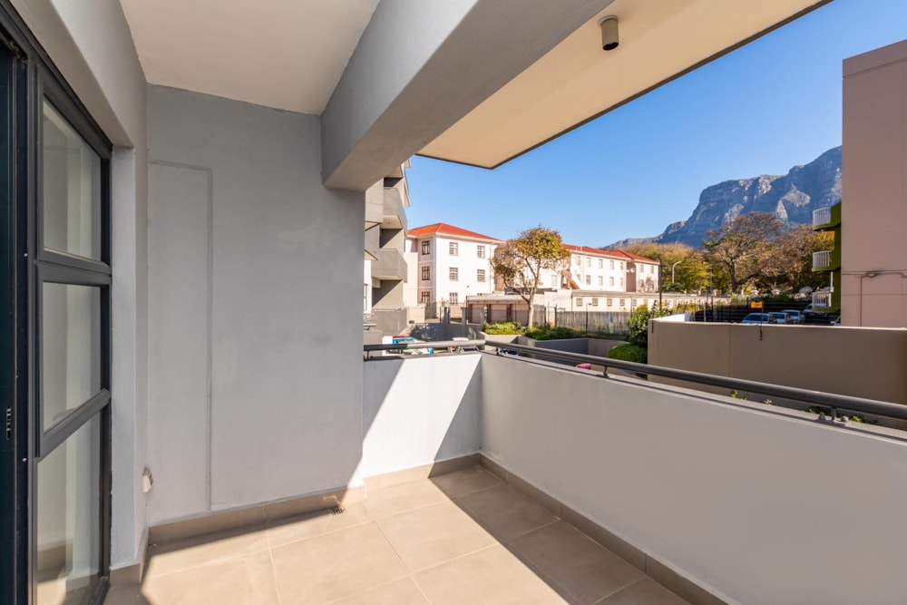 Apartment sold in Rondebosch - KW1685611 Apartment sold in Rondebosch - KW1685611