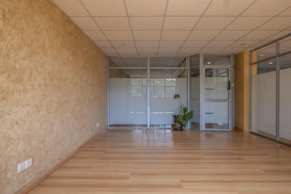 Commercial office to rent in Kilimani, Kenya - 3KE1737894 Commercial office to rent in Kilimani, Kenya - 3KE1737894