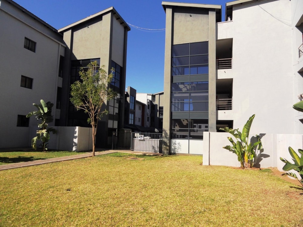 Security complex home to rent in Village, Botswana - 3BO1733524