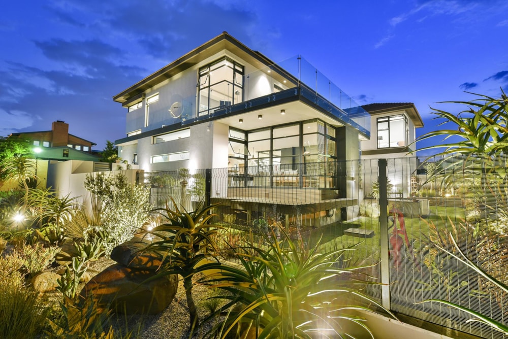 Security estate home sold in Olivedale - FW1687255 Security estate home sold in Olivedale - FW1687255