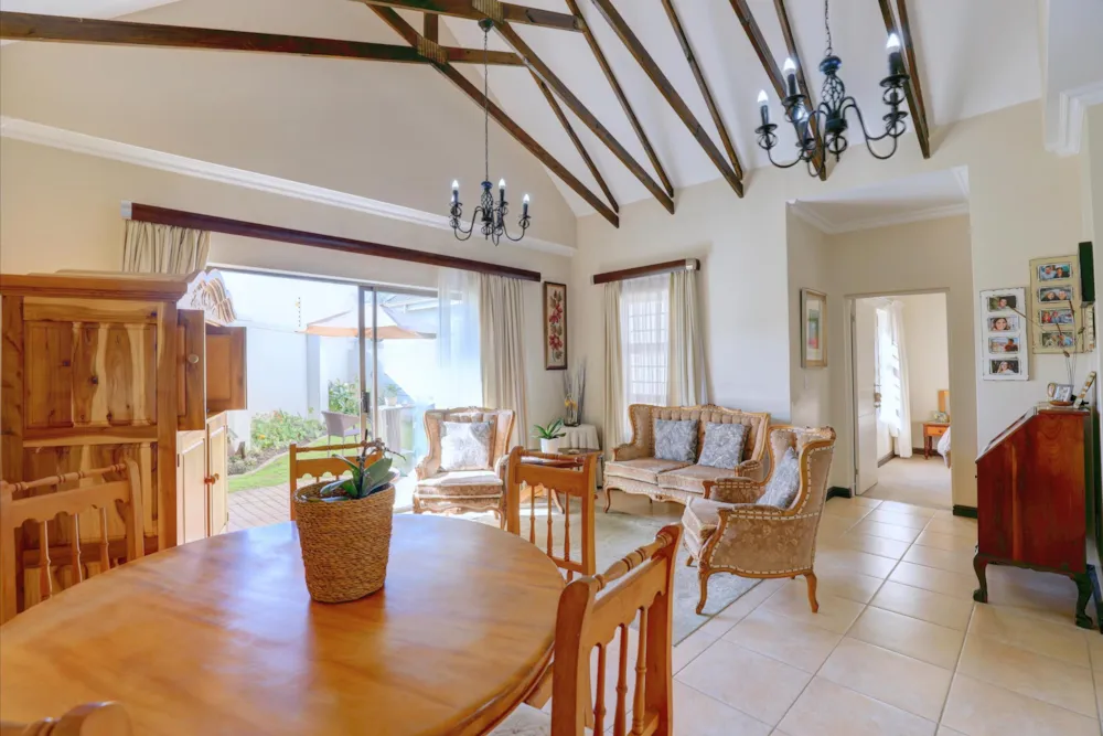 Retirement home let in Blue Mountain - GEL1737126
