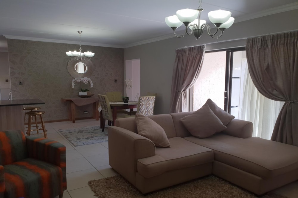 Townhouse let in Honeydew Ridge - RAL1695928 Townhouse let in Honeydew Ridge - RAL1695928