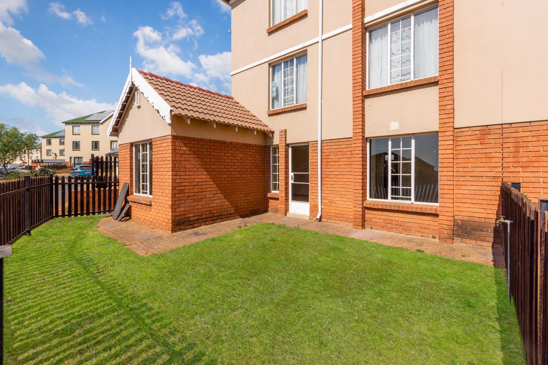 Townhouse for sale in Terenure - KTP1707300