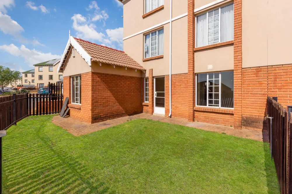 Townhouse for sale in Terenure - KTP1707300