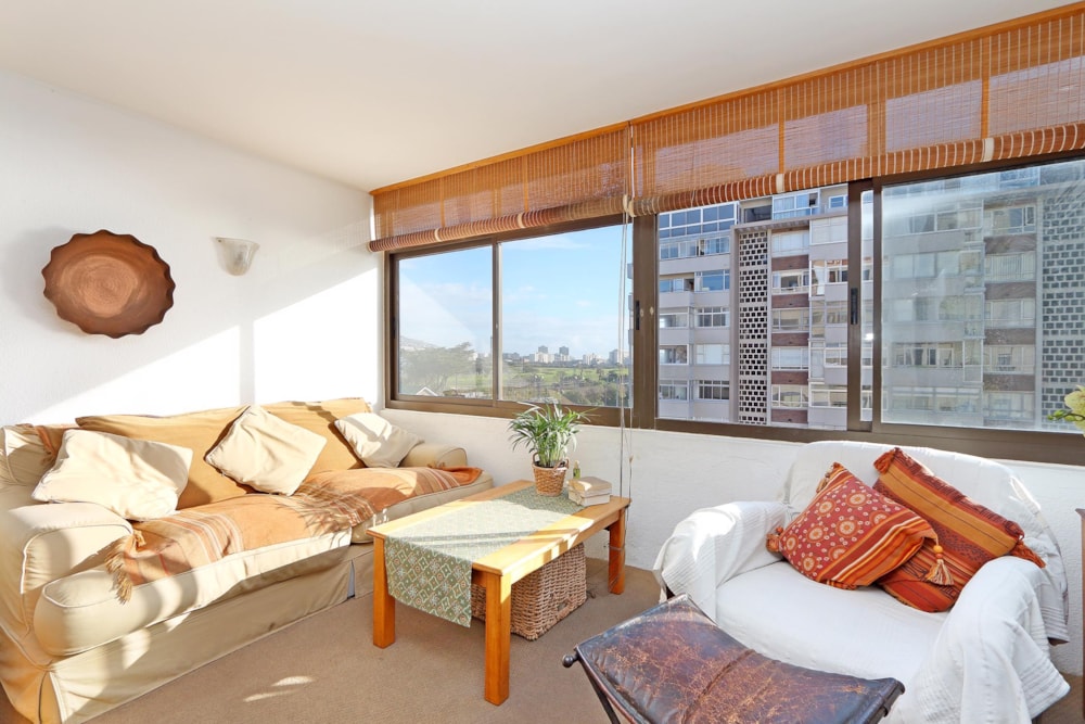Studio apartment sold in Mouille Point - AS1685179