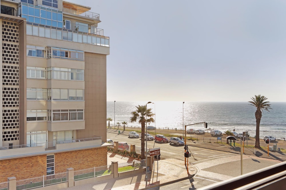 Studio apartment sold in Mouille Point - AS1685179