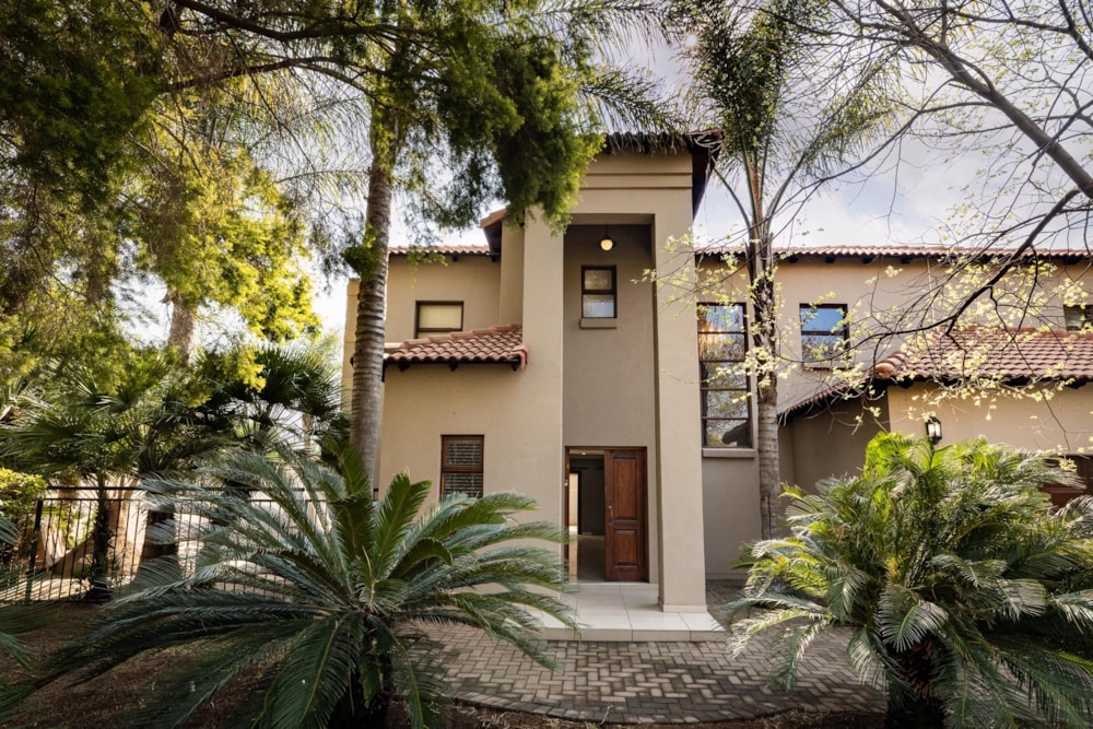 House let in Silver Lakes Golf Estate - PT1712653 House let in Silver Lakes Golf Estate - PT1712653