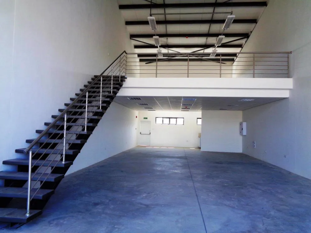 Commercial retail property let in Setlhoa, Botswana - 3BO1715530