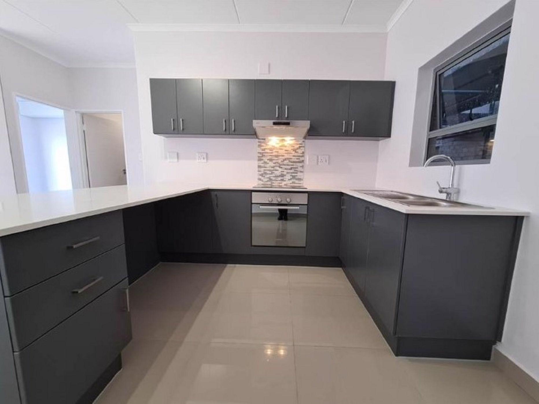 Apartment to rent in Edgemead - 1PLA1736866