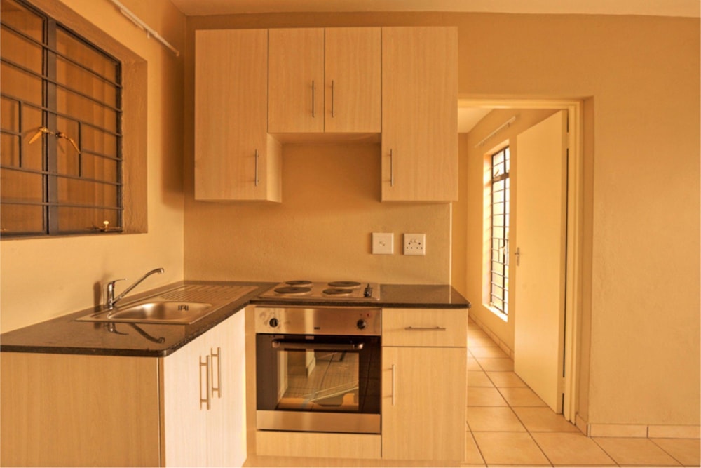 Apartment let in Nelspruit Ext 29 - 1NS1704799 Apartment let in Nelspruit Ext 29 - 1NS1704799