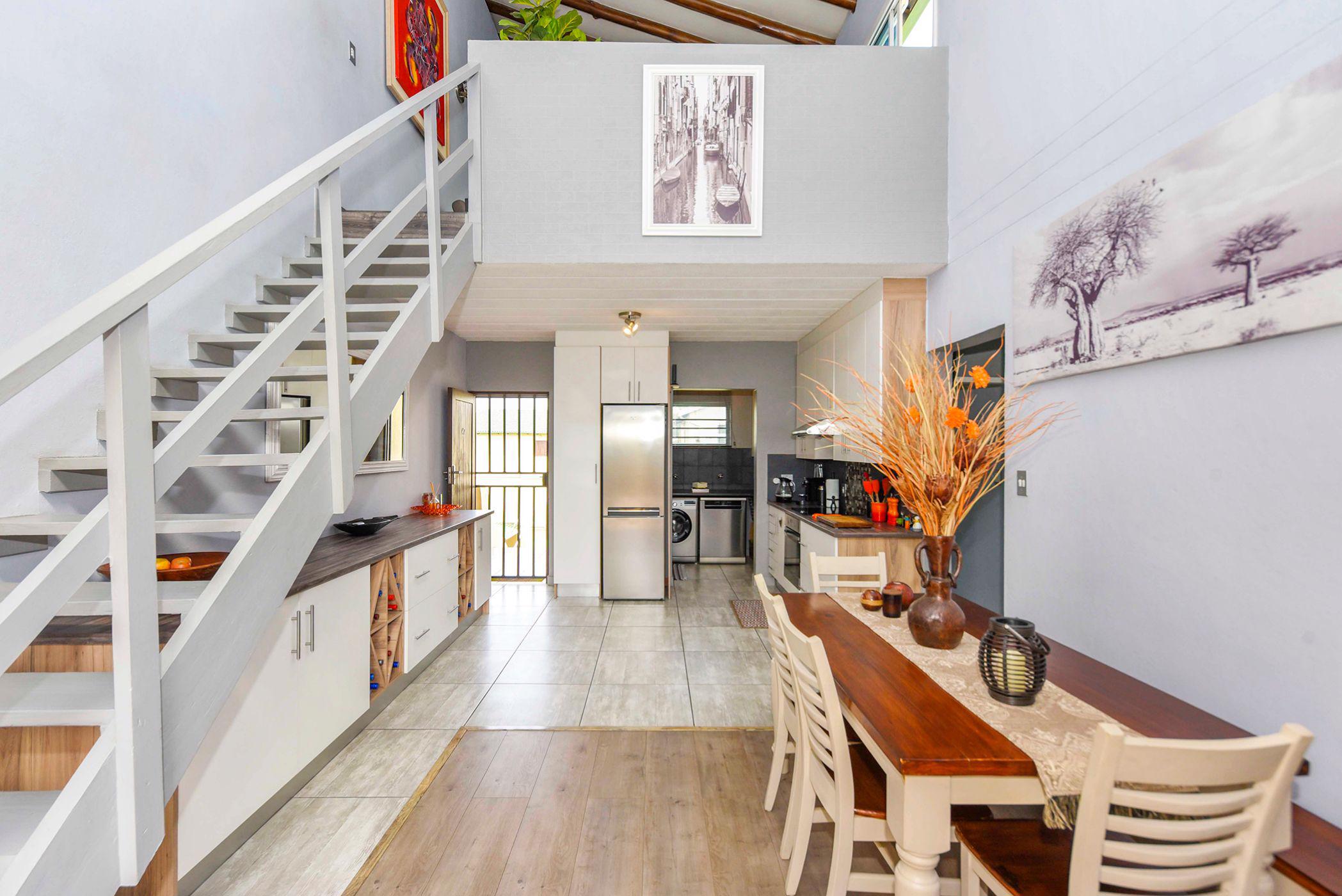 Apartment for sale in North Riding - FW1732290