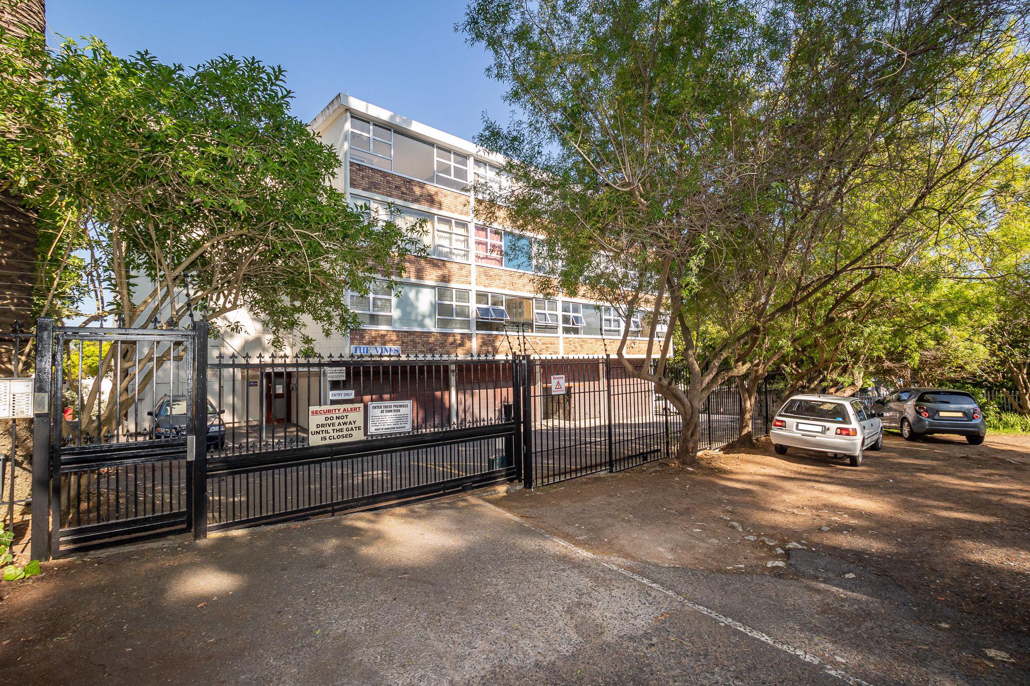 Apartment sold in Wynberg Upper - KW1690203