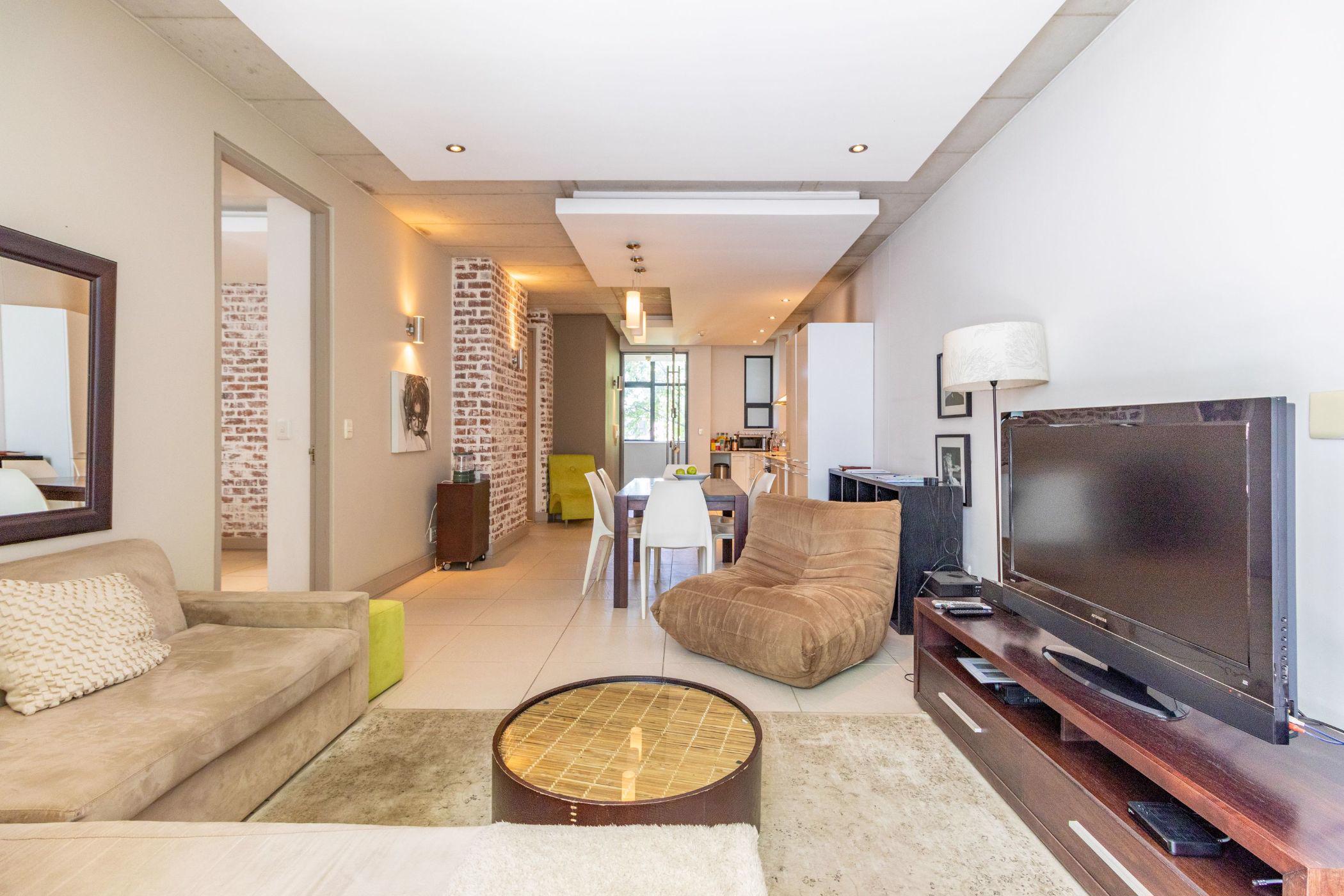 Apartment to rent in Melrose Arch - HP1740140