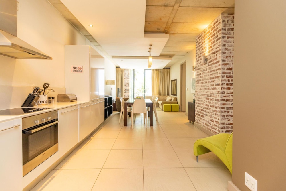 Apartment to rent in Melrose Arch - HP1740140