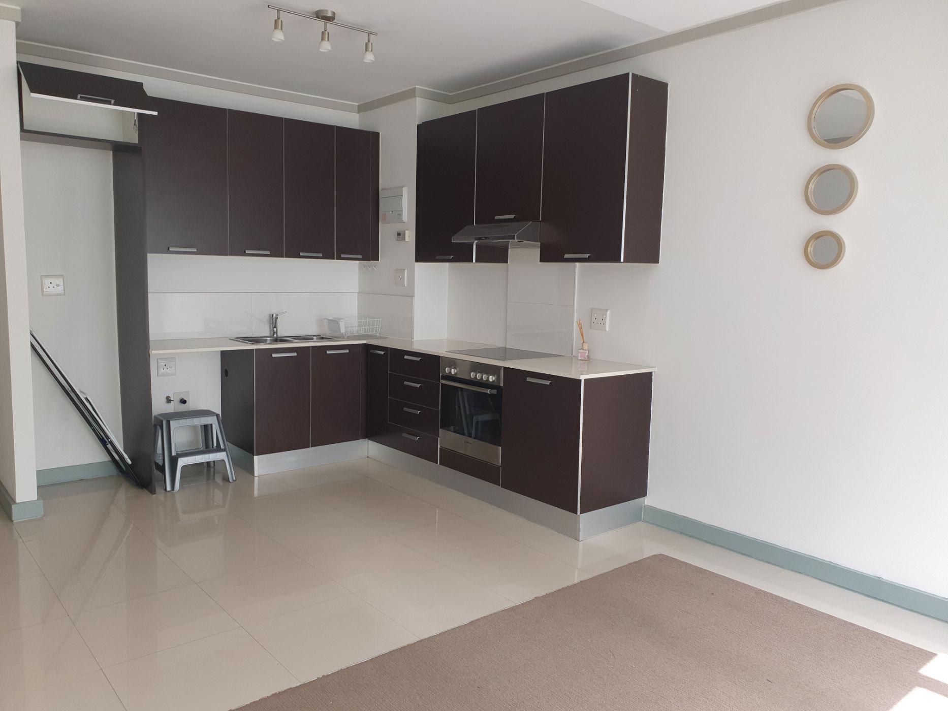 Apartment to rent in Claremont, Cape Town - RBL1725596
