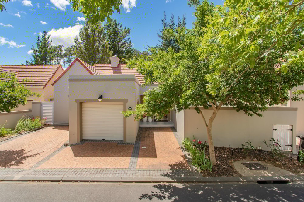 Golf estate house sold in Boschenmeer Golf Estate - VLV1681586 Golf estate house sold in Boschenmeer Golf Estate - VLV1681586