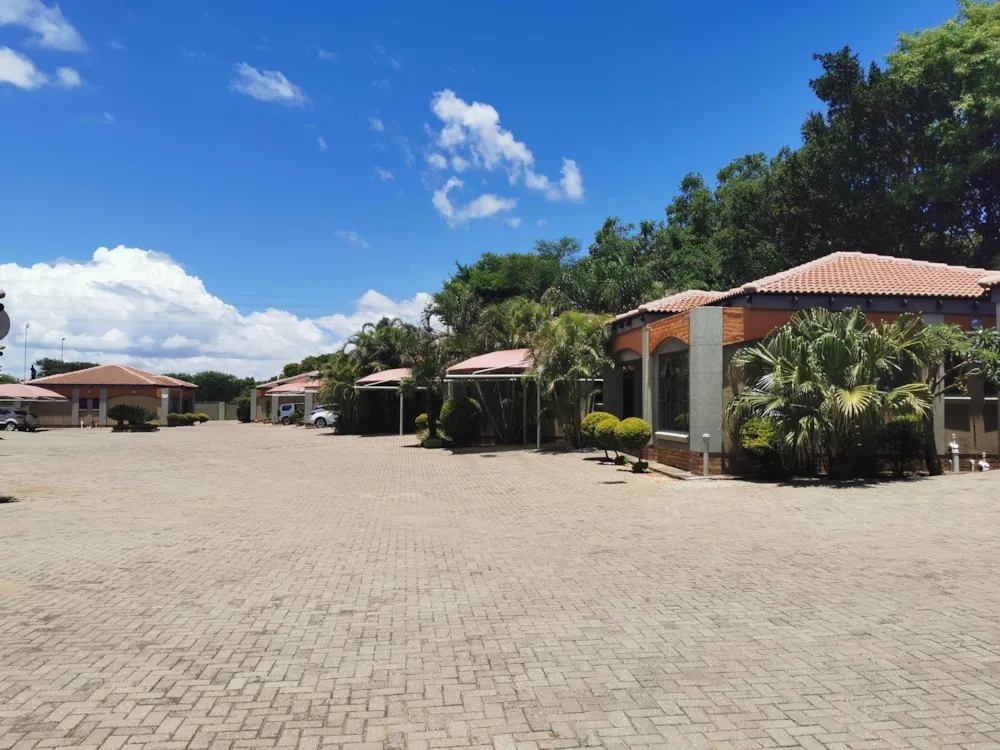 Townhouse for sale in Bendor Park - 1PS1735062