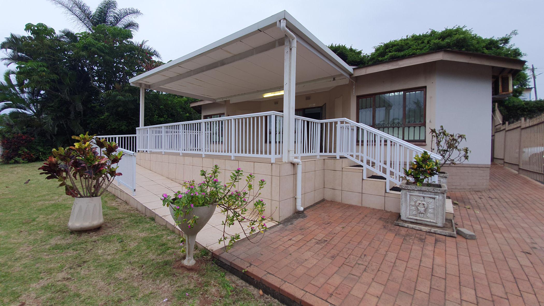 Commercial business to rent in Amanzimtoti - 1WB1733265