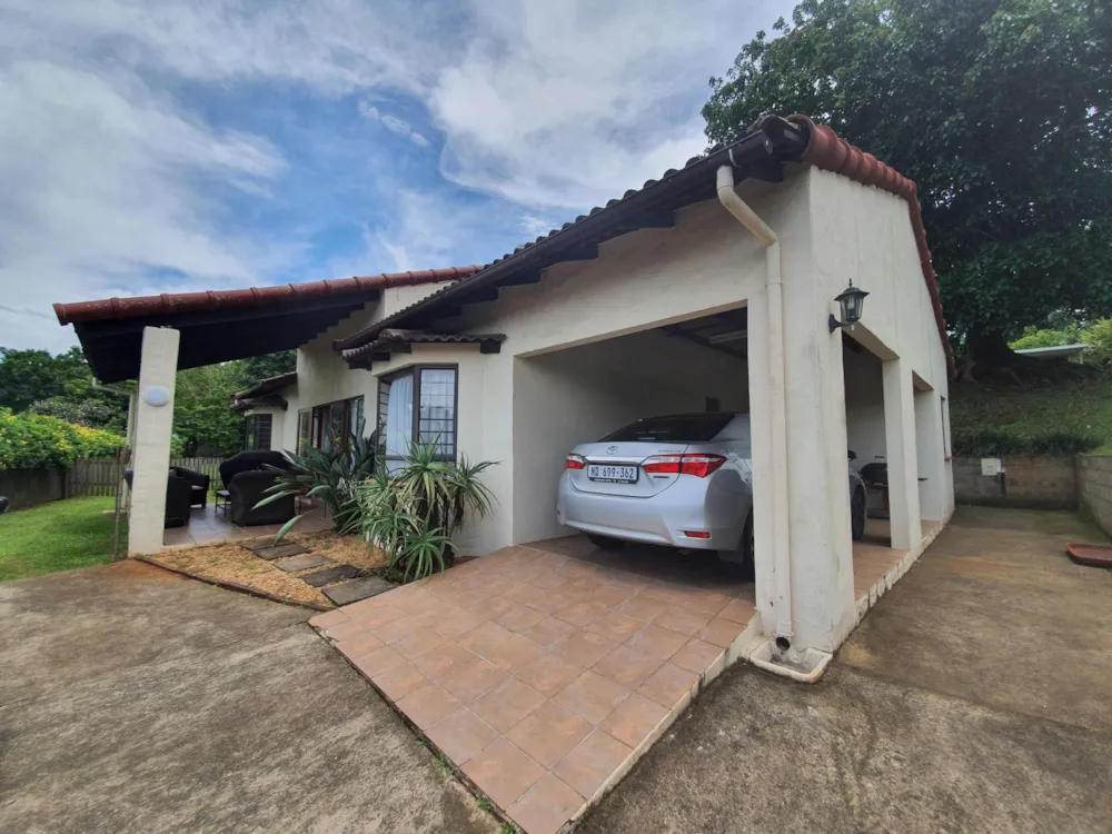 Single-storey house let in Kloof - 1KF1744081