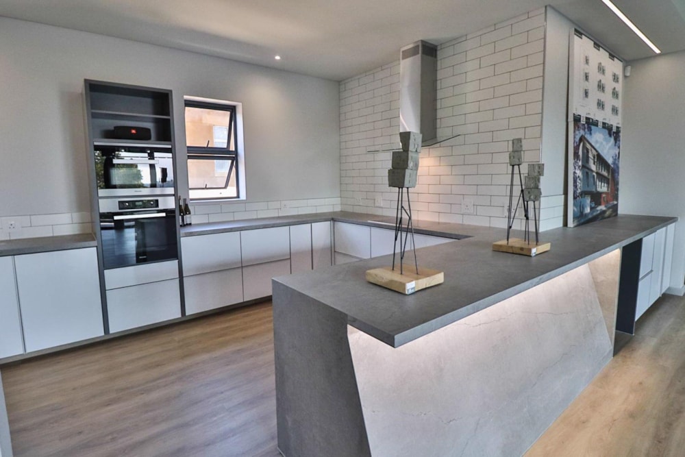 Apartment for sale in Waterkloof, Pretoria East - PT1728348