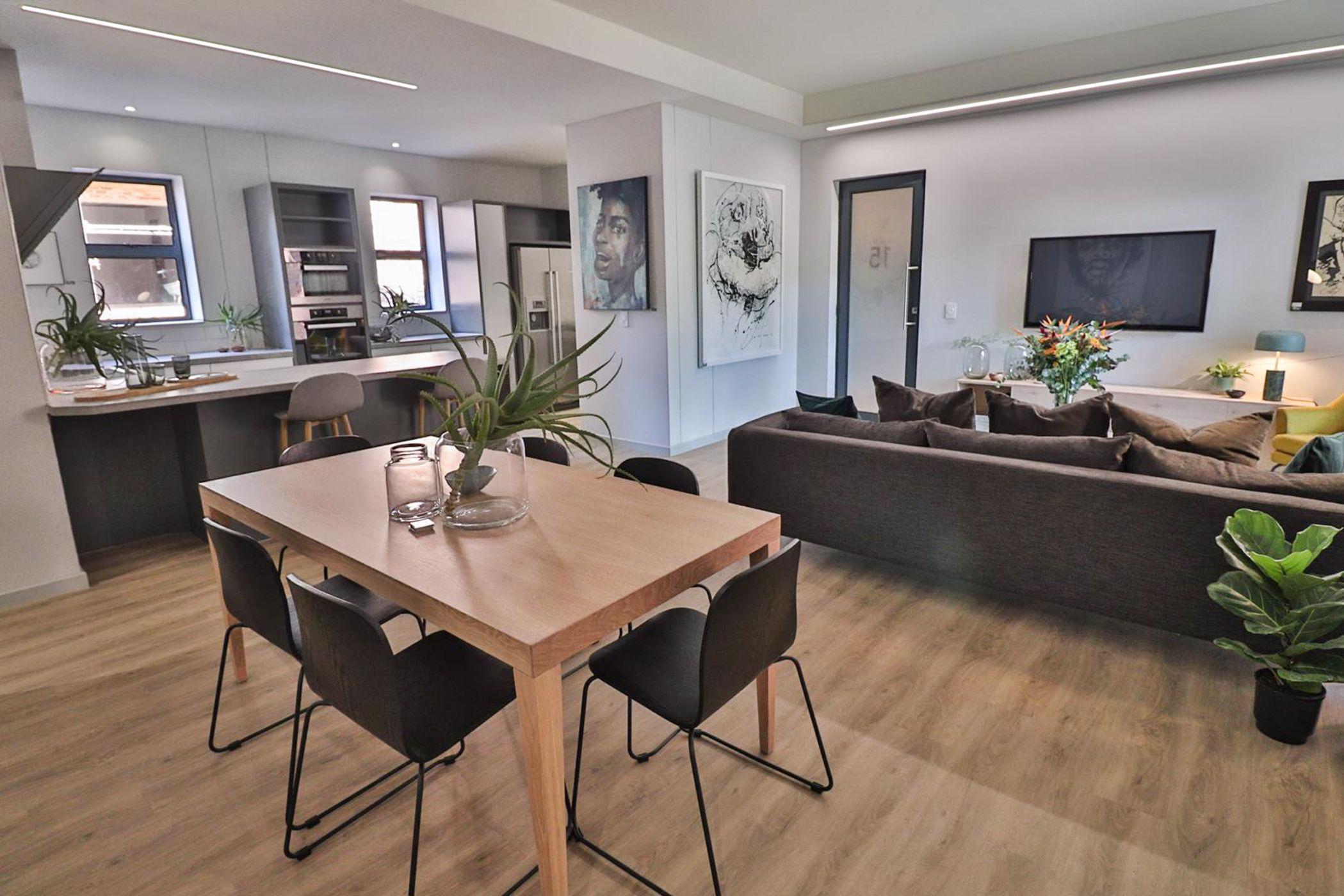 Apartment for sale in Waterkloof, Pretoria East - PT1728348