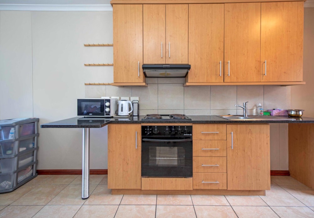 Bachelor apartment for sale in Dennesig, Stellenbosch - ST1711047 Bachelor apartment for sale in Dennesig, Stellenbosch - ST1711047