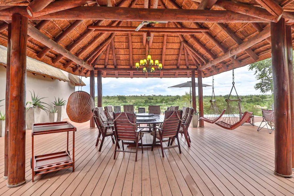 Security estate home for sale in Mjejane Game Reserve - 1NK1686143