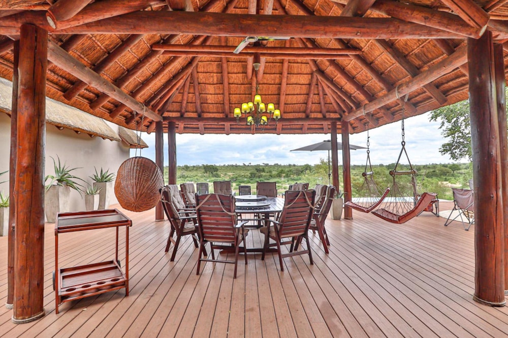 Security estate home for sale in Mjejane Game Reserve - 1NK1686143