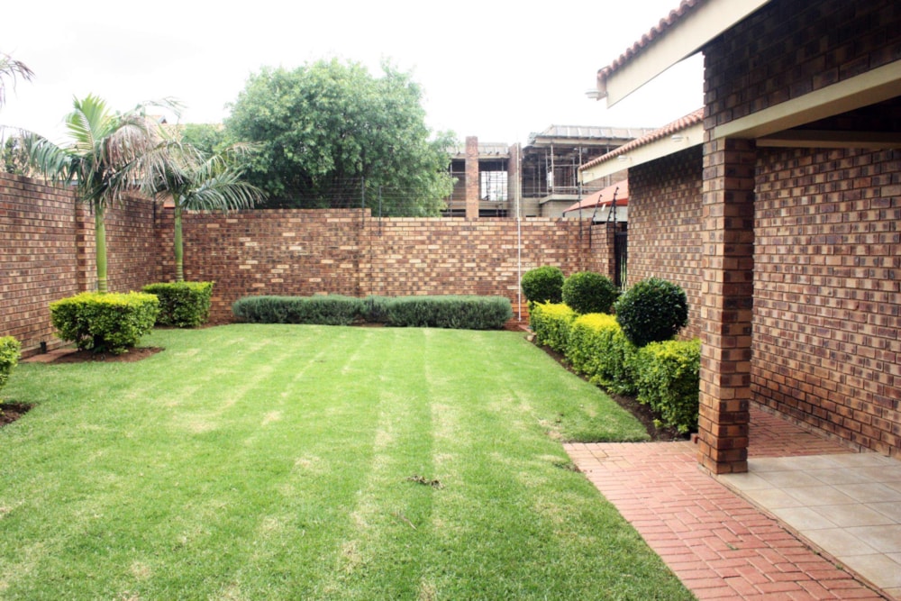 House let in Sterkspruit Estate - 1LY1710354 House let in Sterkspruit Estate - 1LY1710354