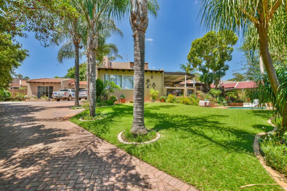 Cluster for sale in North Riding - FW1727890