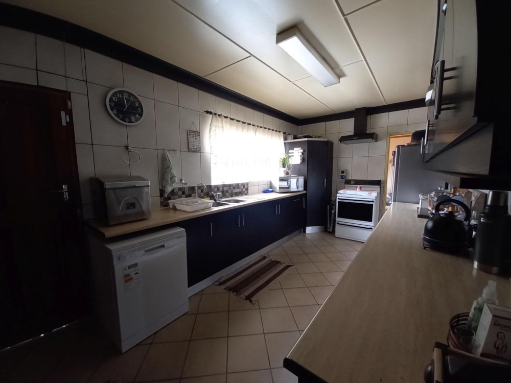 House let in Fichardt Park - 1BX1707651 House let in Fichardt Park - 1BX1707651