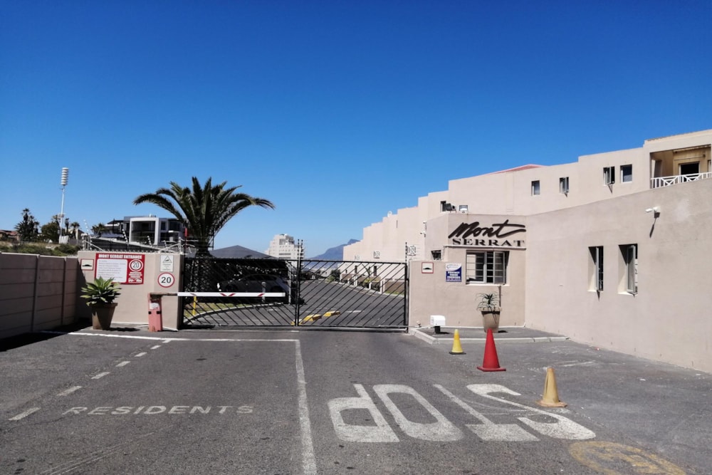 Apartment let in West Beach, Blouberg - 1TV1683042