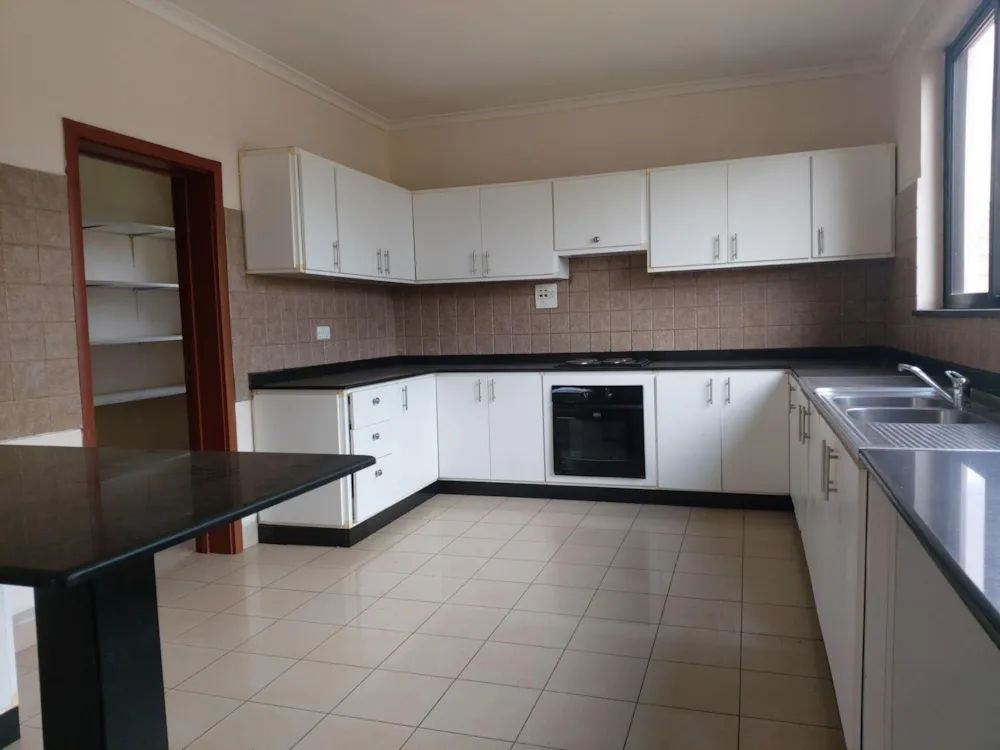Townhouse to rent in Woodlands, Zambia - 3ZA1748489 Townhouse to rent in Woodlands, Zambia - 3ZA1748489