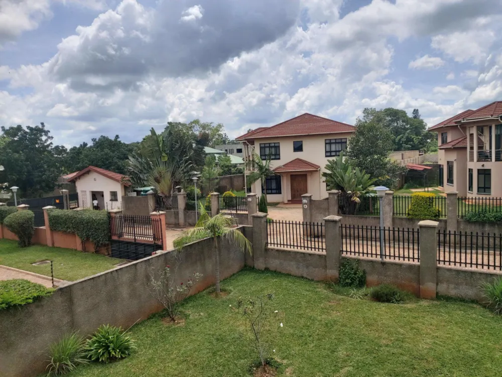 Townhouse to rent in Woodlands, Zambia - 3ZA1748489 Townhouse to rent in Woodlands, Zambia - 3ZA1748489