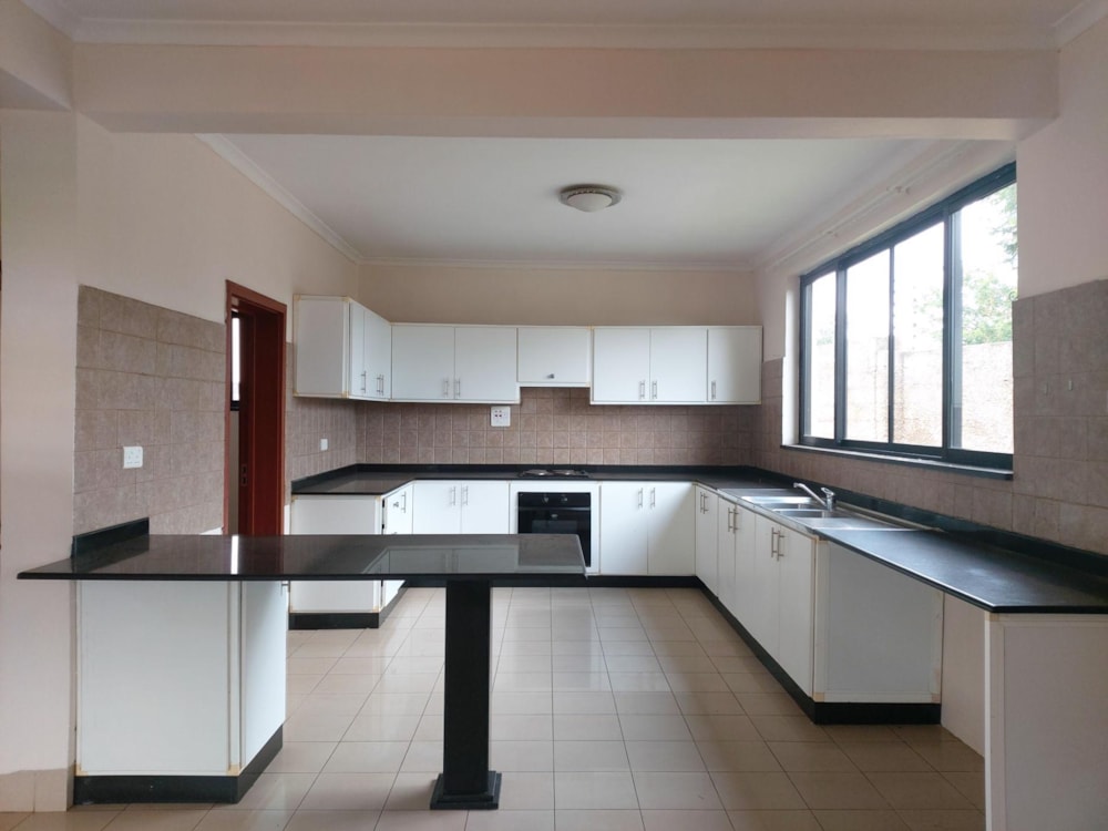 Townhouse to rent in Woodlands, Zambia - 3ZA1748489 Townhouse to rent in Woodlands, Zambia - 3ZA1748489