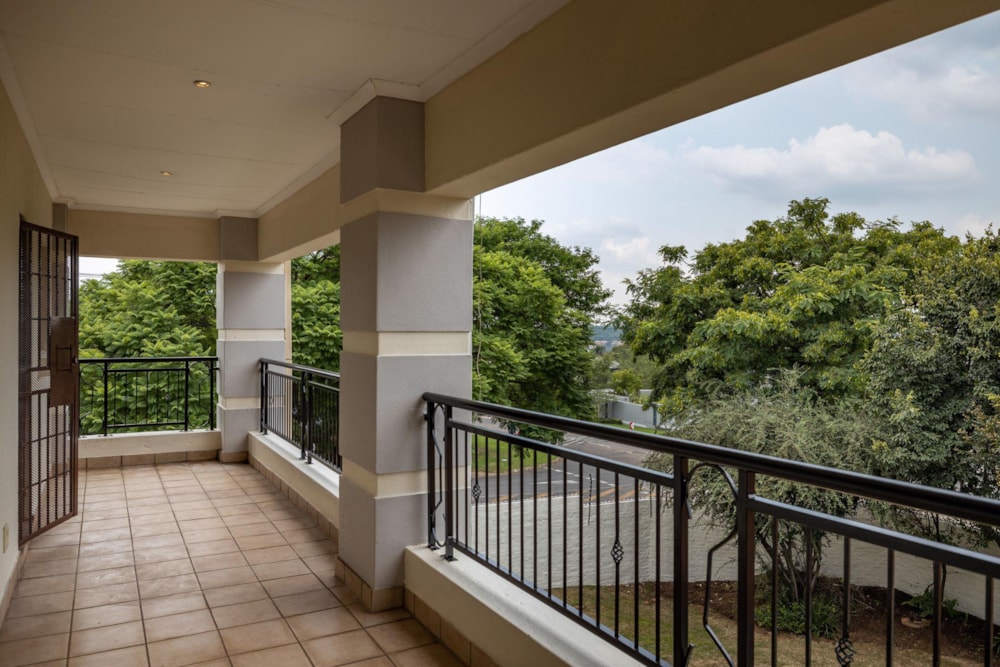 Double-storey house to rent in Waterkloof Ridge - PTL1754345 Double-storey house to rent in Waterkloof Ridge - PTL1754345