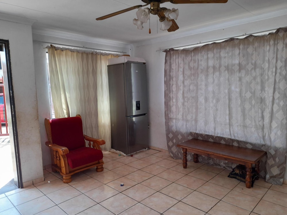 House to rent in Pine Ridge, Witbank, eMalahleni - 1WD1678053 House to rent in Pine Ridge, Witbank, eMalahleni - 1WD1678053
