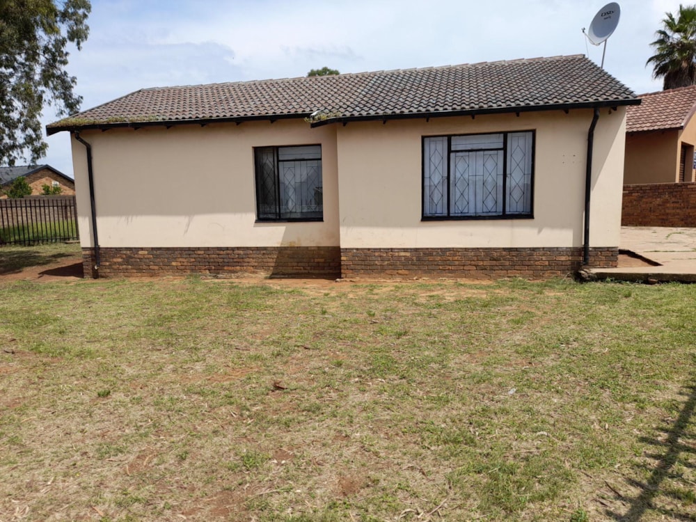 House to rent in Pine Ridge, Witbank, eMalahleni - 1WD1678053 House to rent in Pine Ridge, Witbank, eMalahleni - 1WD1678053